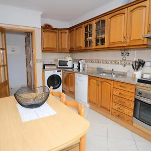 Apartamento T2 Em Fechado., Albufeira